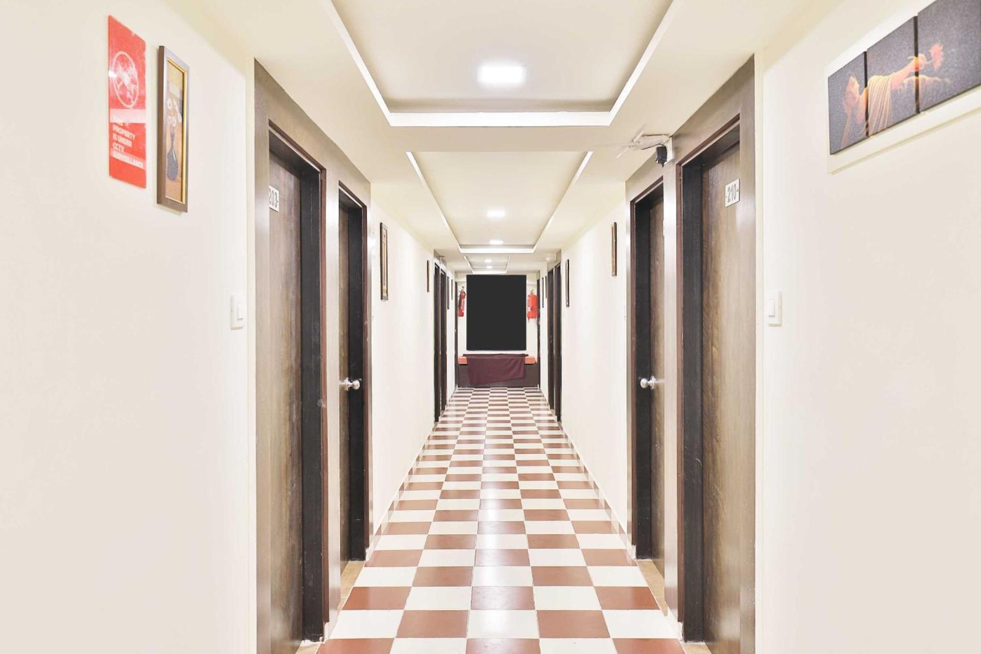 Hotel O Kajri Koba エクステリア 写真