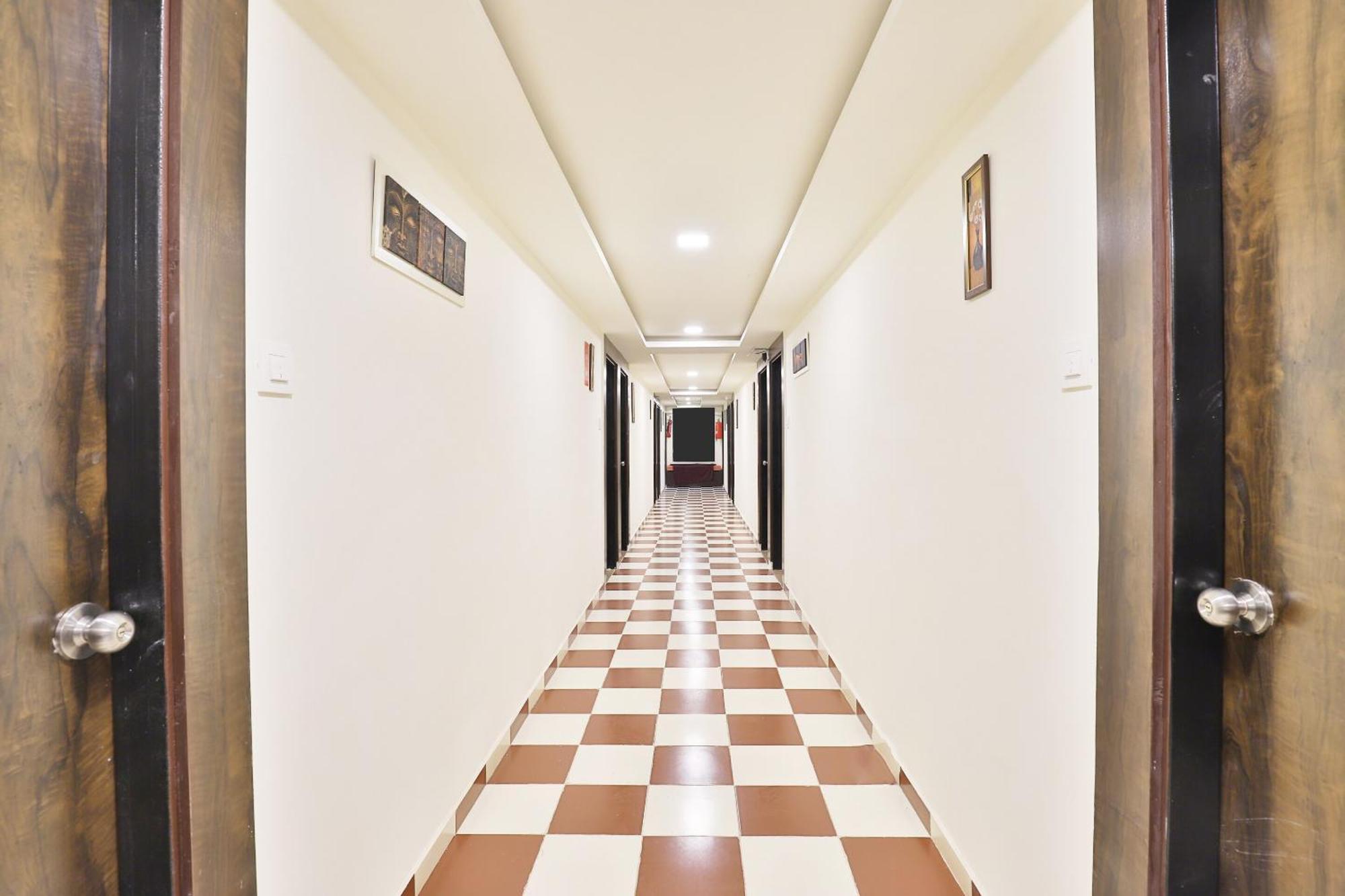 Hotel O Kajri Koba エクステリア 写真